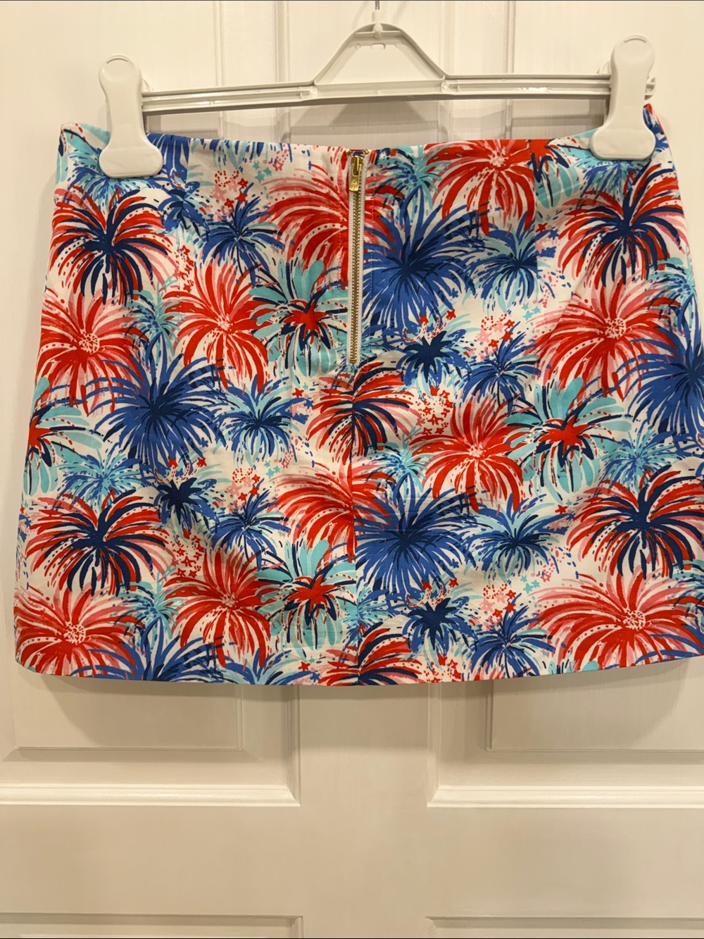 Lilly Pulitzer “like new” Tate Firecracker 🧨 Mini Skirt size 8 - Picture 3 of 4